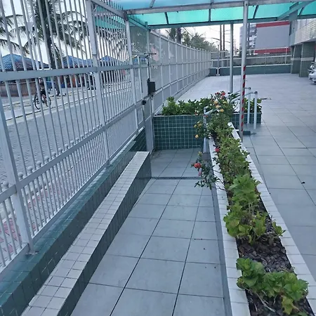 Apartamento Pe Na Areia Com Garagem No Centro Mongagua Exterior photo