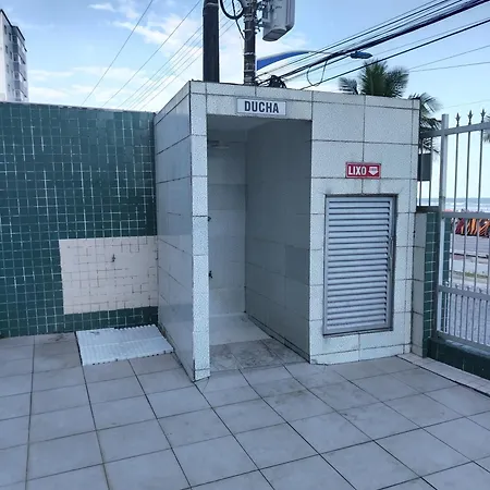 Apartamento Pe Na Areia Com Garagem No Centro Mongagua Exterior photo