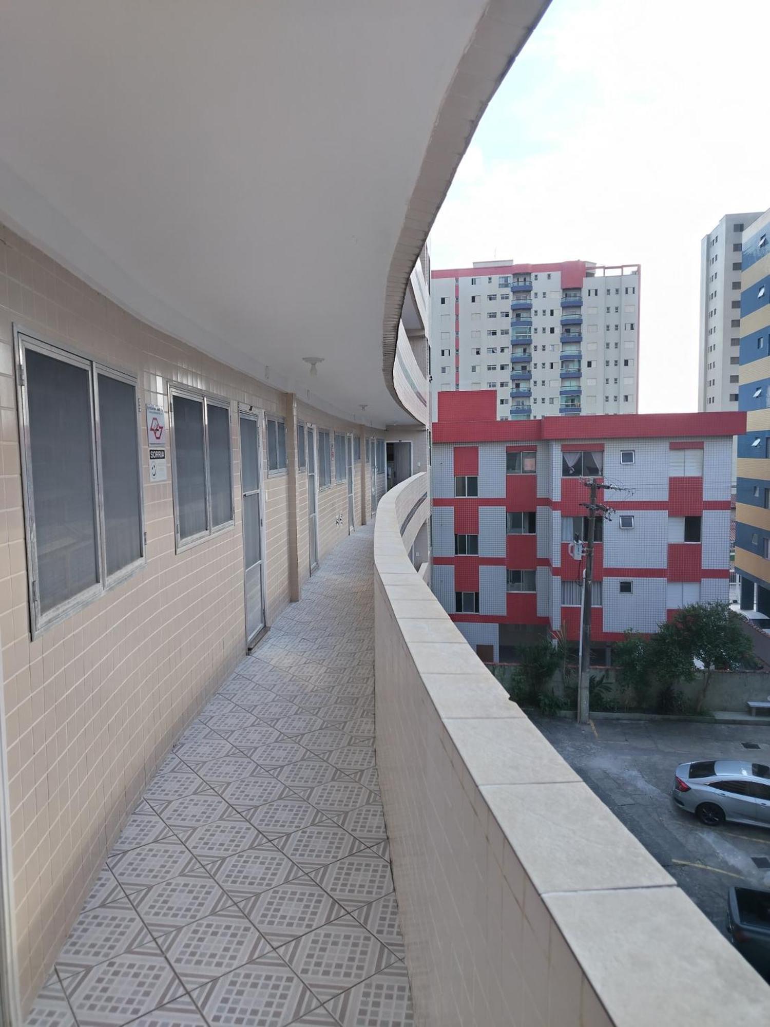Pe Na Areia Com Garagem No Centro Mongagua