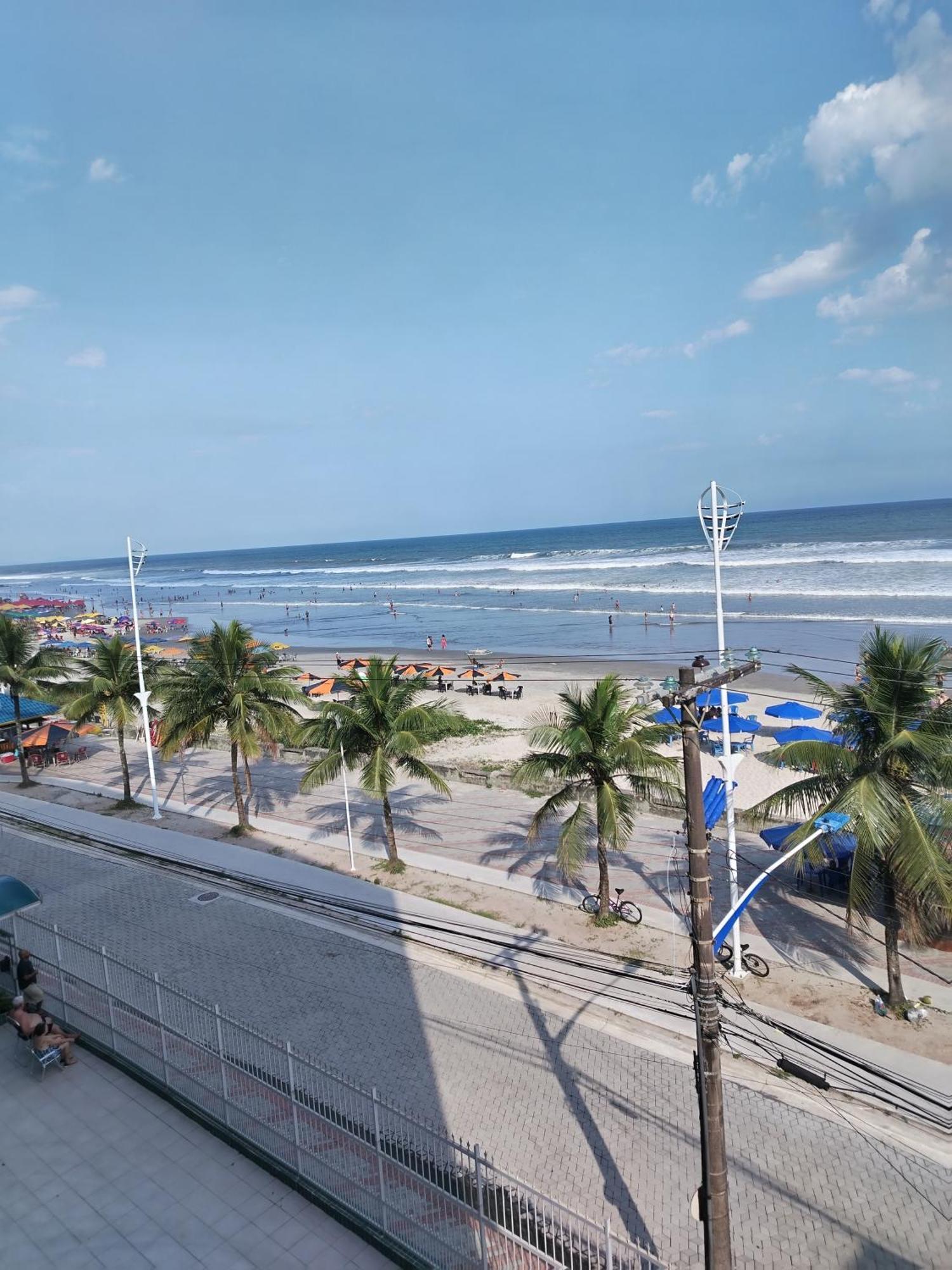 Pe Na Areia Com Garagem No Centro Apartment *