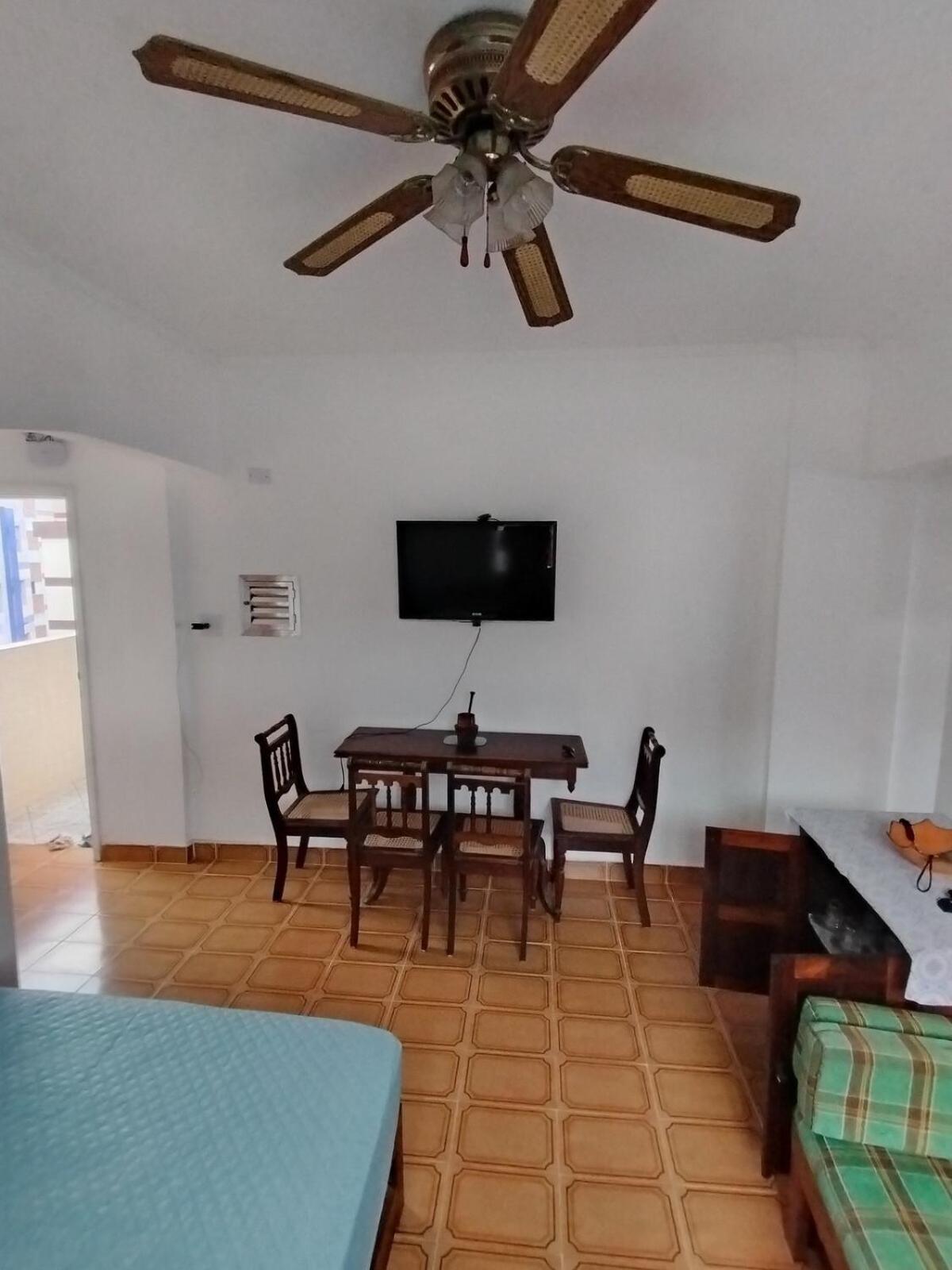 Pe Na Areia Com Garagem No Centro *